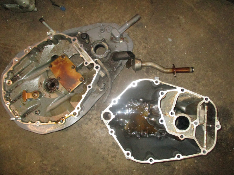 Honda BF135A 4 stroke outboard engine holder and oil pan