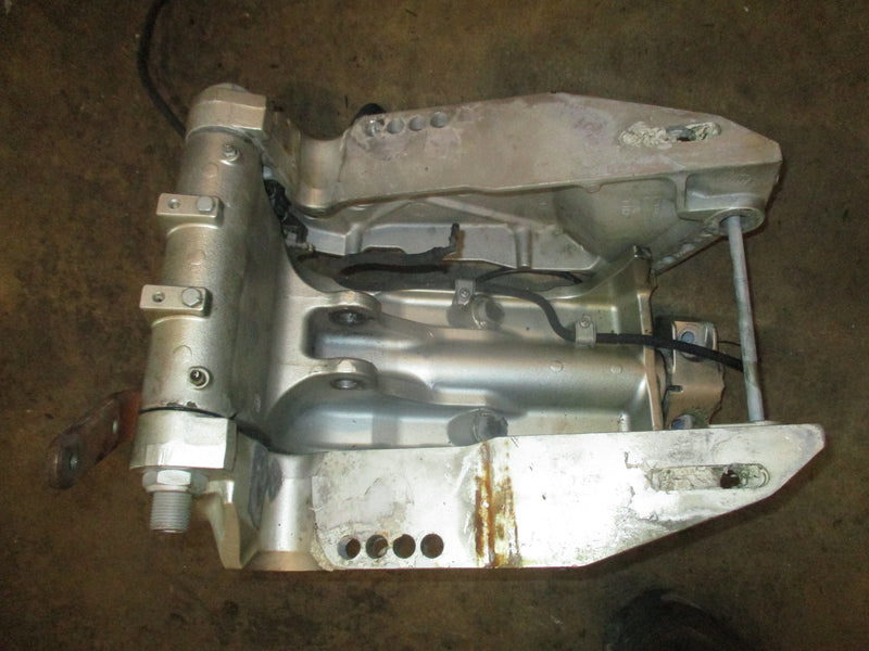 Honda BF150A outboard swivel bracket
