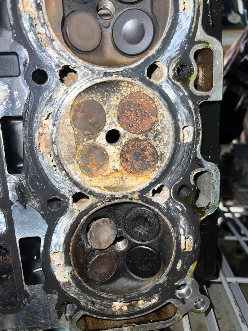 Yamaha Mercury 90hp 4 stroke outboard cylinder head (881310T04)