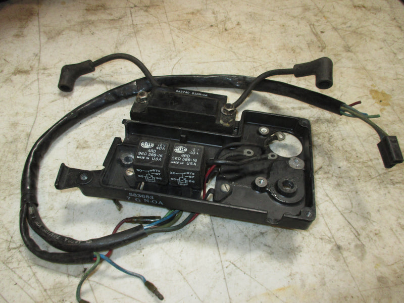 Johnson 2 stroke outboard Wiring Harness / Junction box (584943)