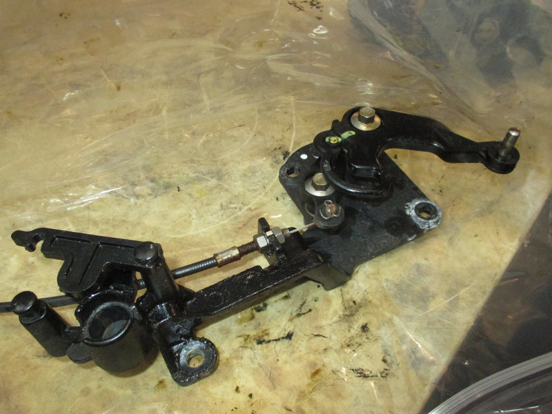 Mercury 1.73 115hp 4 stroke outboard throttle and shift bracket (89776ET03)