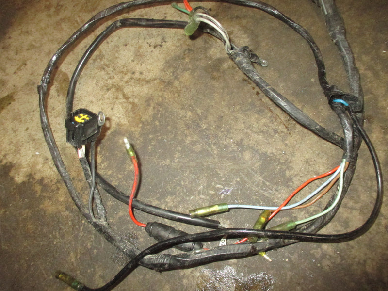 Yamaha 115hp 2 stroke Outboard Engine Wiring Harness (6E5-82590-04-00)