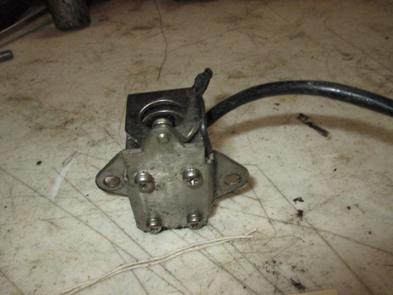 Suzuki DT25 25hp outboard magnetic choke solenoid (38600-95D01)