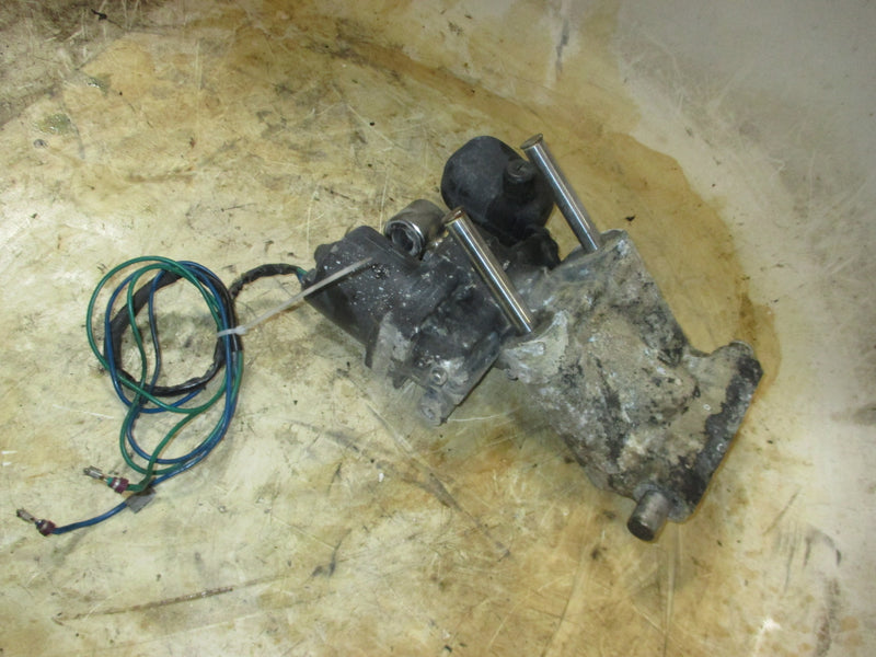 Evinrude Ficht 225hp 2 stroke outboard tilt trim unit