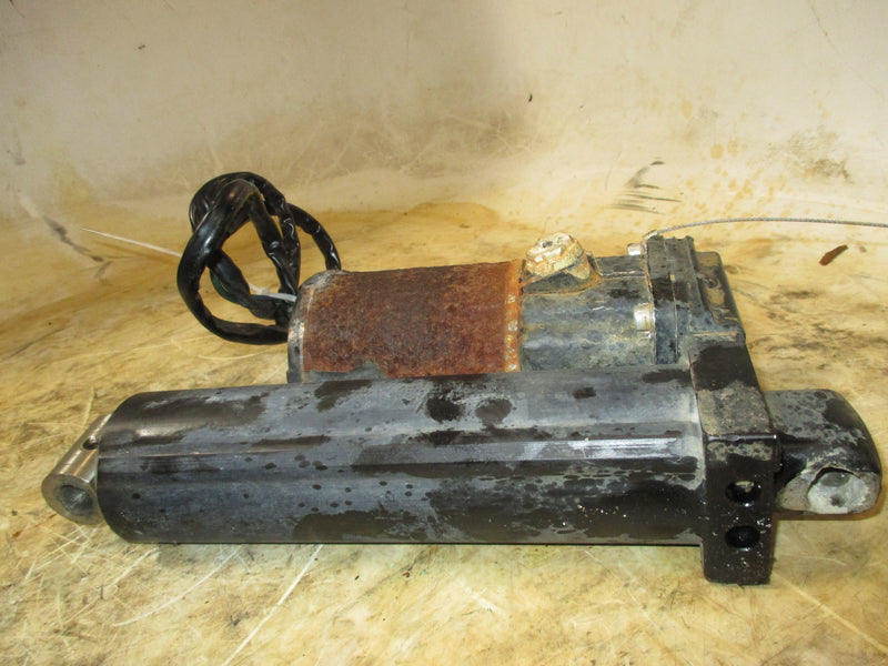 Mercury 1.73 115hp 4 stroke outboard tilt trim unit
