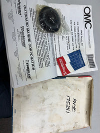 Load image into Gallery viewer, New OEM OMC/Johnson/ Evinrude OMC Motor Piston 175241
