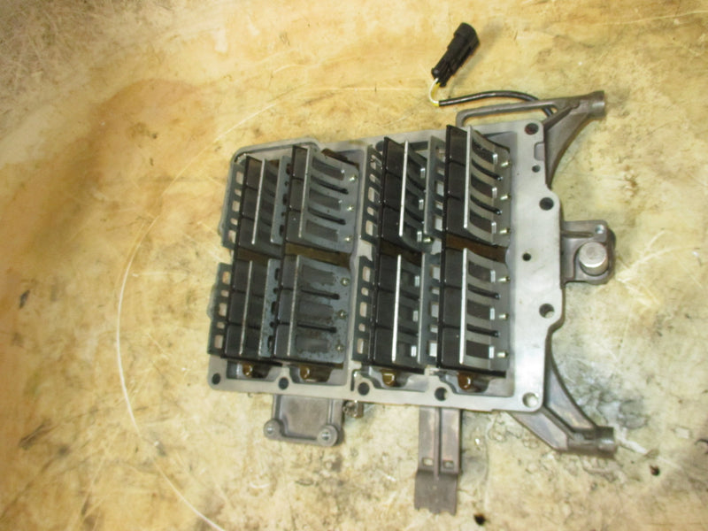 Evinrude ETEC 115hp 2 stroke outboard Intake Manifold and Reeds (351194)
