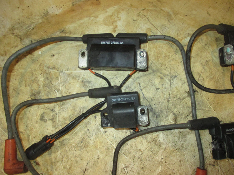 Evinrude Ficht 225hp 2 stroke outboard ignition coil set (586745) (586749)