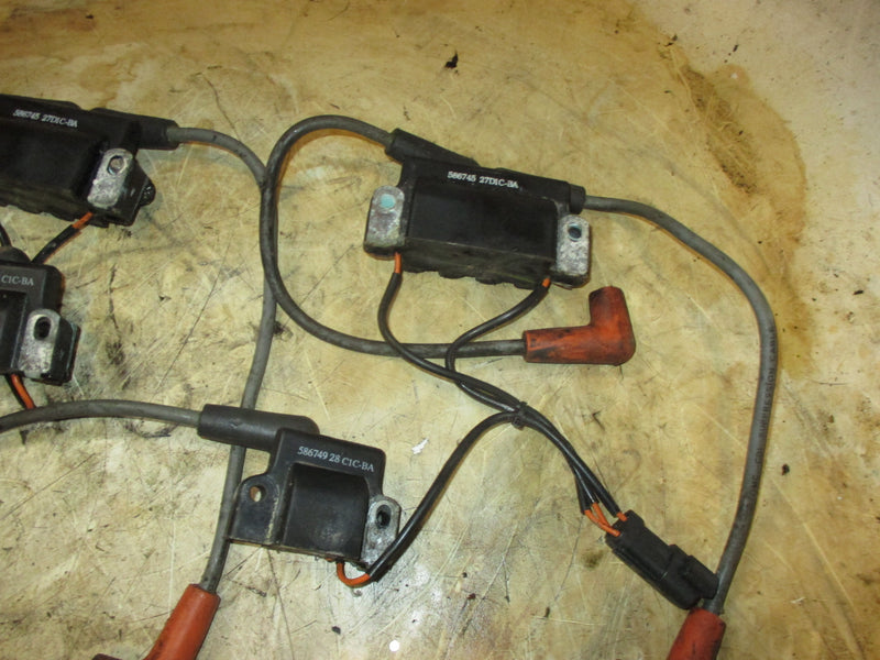 Evinrude Ficht 225hp 2 stroke outboard ignition coil set (586745) (586749)