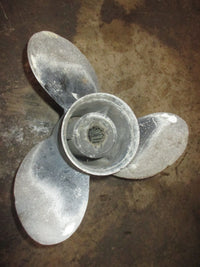 Load image into Gallery viewer, Mercury 50hp 2 stroke Outboard Aluminum Propeller (48-73134-12P)
