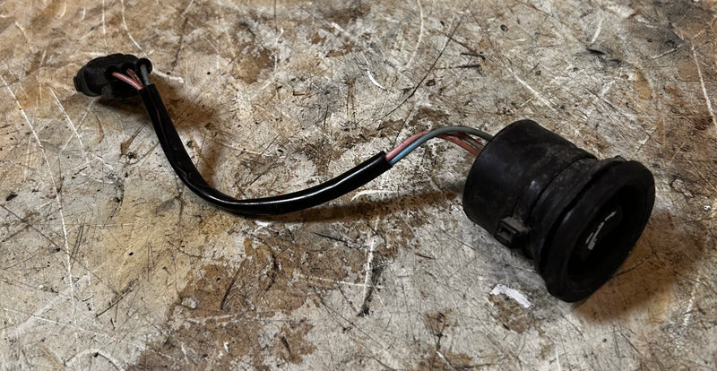 2000 Suzuki DT200 2 Stroke tilt trim switch 37850-99E00