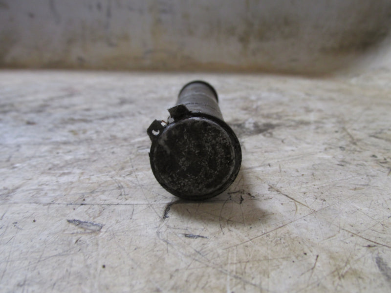 Suzuki DF90 90hp Outboard Trim Pin (48121-90J00)