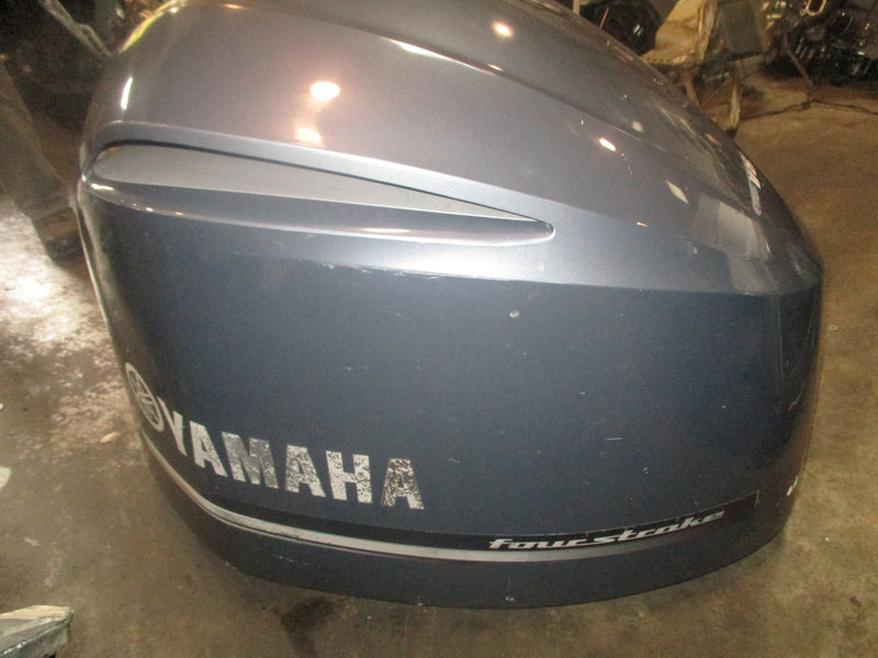 Yamaha 350hp 4 stroke outboard top cowling