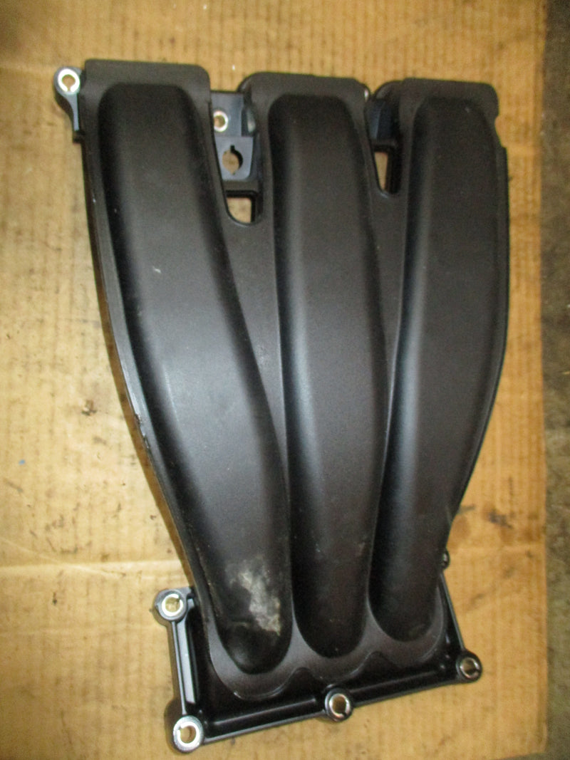 Mercury outboard 200hp V6 4 stroke 3.4L intake manifold 8M0095797