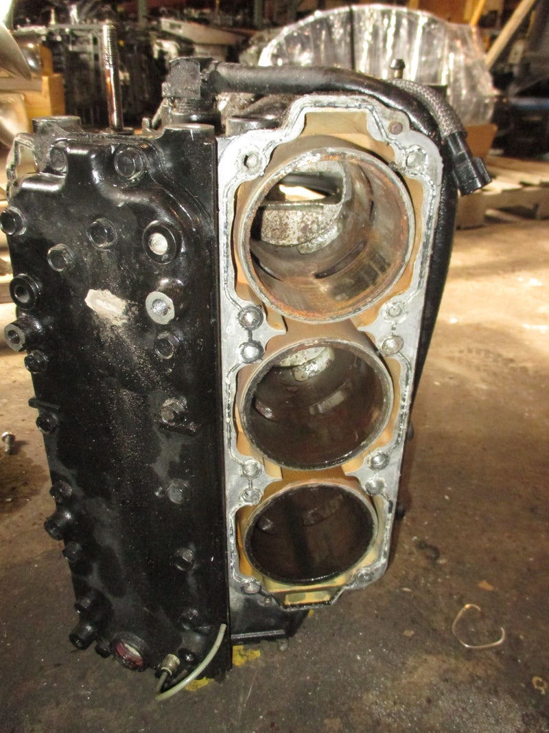 Mercury optimax 150hp 2 stroke outboard crankcase block