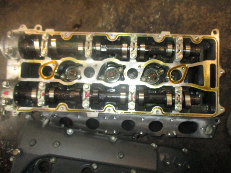 Yamaha 350hp 4 stroke outboard starboard cylinder head (6AW-01)