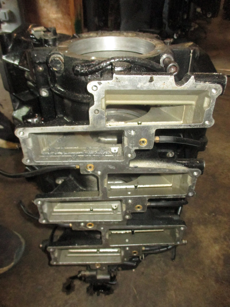 Johnson 225hp 2 Stroke outboard crankcase block