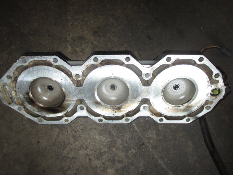 Johnson 225hp 2 Stroke outboard cylinder head (436892)