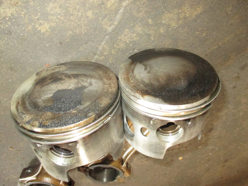 Johnson 225hp 2 Stroke outboard starboard piston