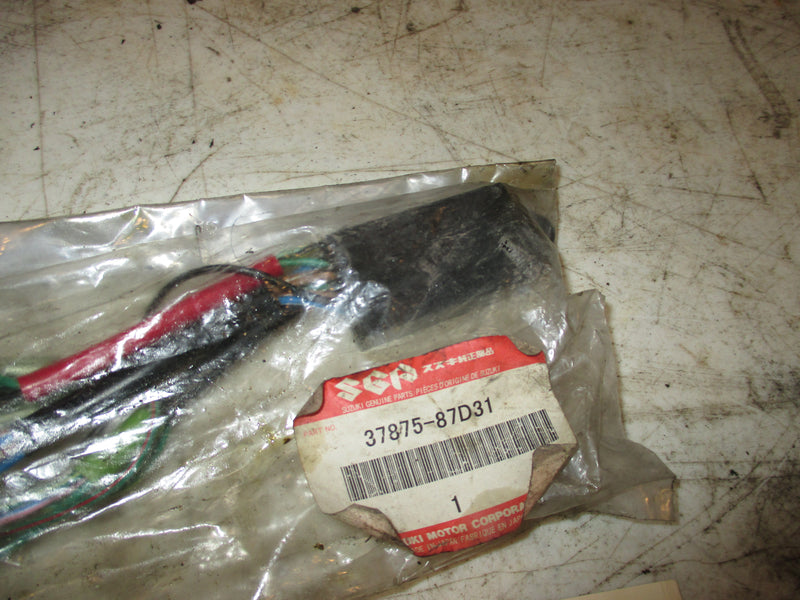 Suzuki outboard low oil warning reset unit 37875-87D31 #11.5