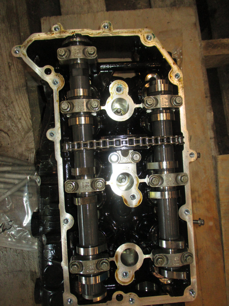 Mercury outboard 200hp V6 4 stroke 3.4L Port Cylinder Head 8M0150217