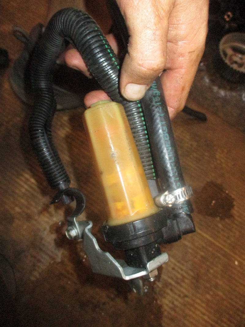 Mercury 90hp 4 stroke outboard fuel filter (881538T1)