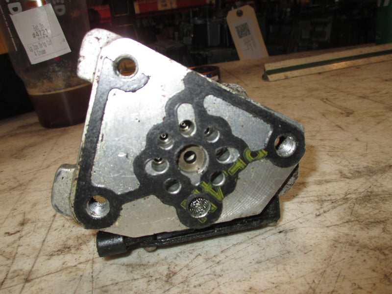 Mercury 2.5L 135hp Optimax outboard oil pump 885884-1 #19