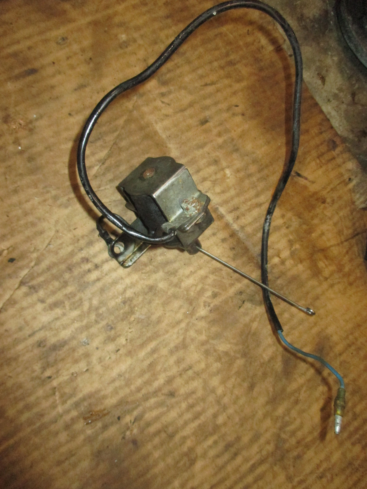 Nissan 70hp 2 stroke outboard magnetic choke solenoid