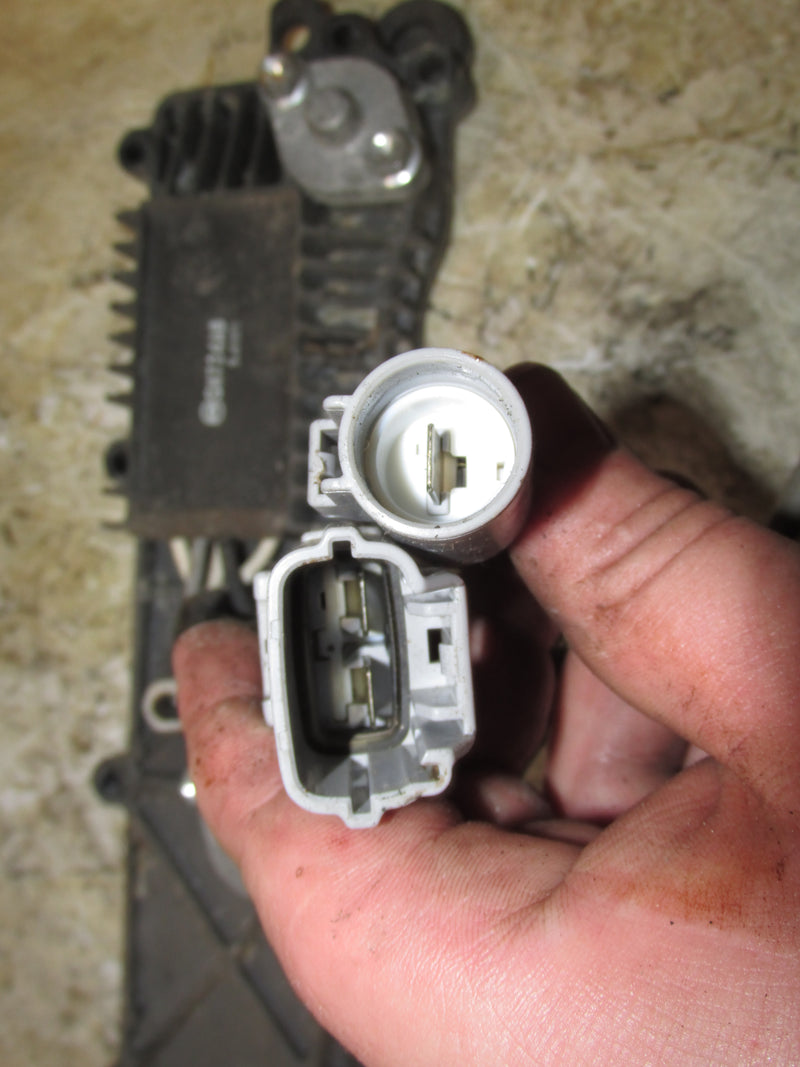 Suzuki DF140 140hp 4 Stroke Outboard Rectifier regulator (32800-90J30)