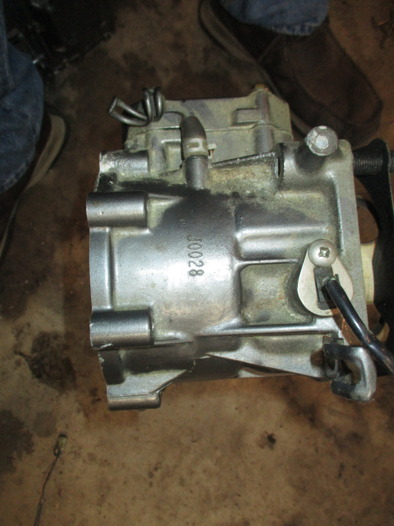 Suzuki DT150 outboard port cylinder block