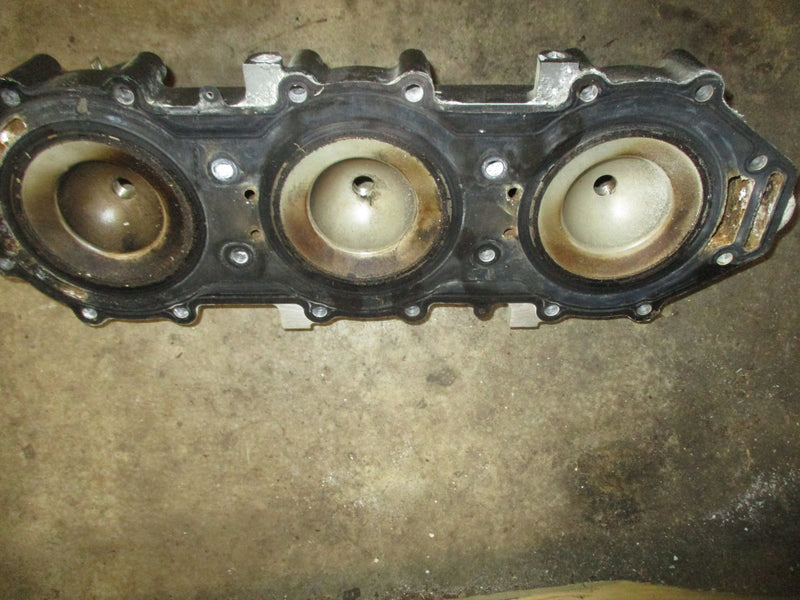 Suzuki DT150 outboard cylinder head (11110-87D20)