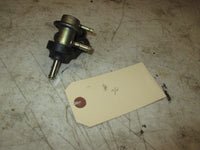 Load image into Gallery viewer, Suzuki DT115 / DT200 fuel pressure regulator 15760-92E01 #30
