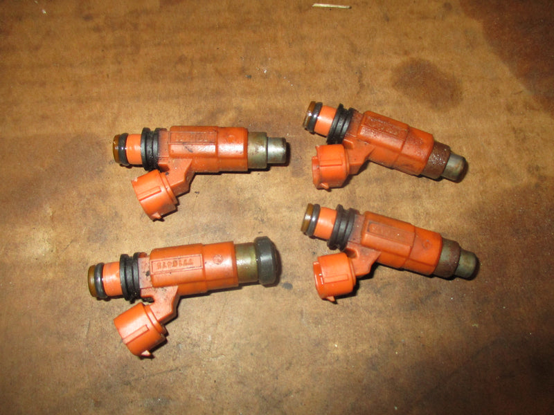 Suzuki DF90 outboard fuel injector set (15710-65D00)