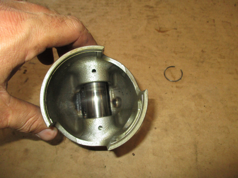 Suzuki DT150 outboard port piston "L"