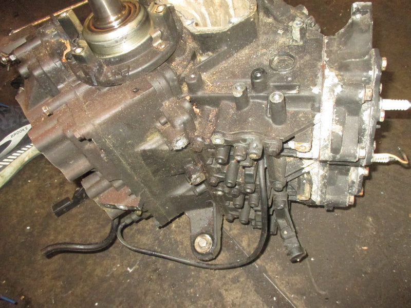 Evinrude 90hp 2 Stroke outboard crankcase powerhead