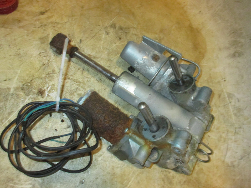 Evinrude 90hp 2 Stroke outboard tilt trim unit