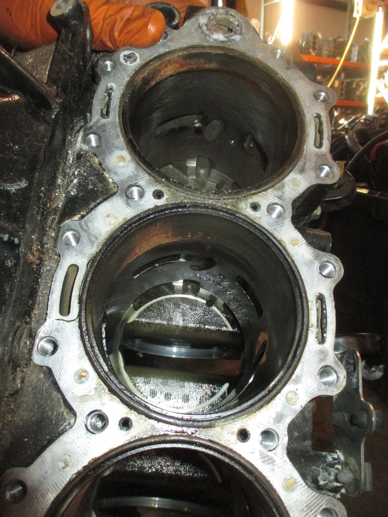 Evinrude ETech 200hp 2 Stroke Outboard Crankcase Block