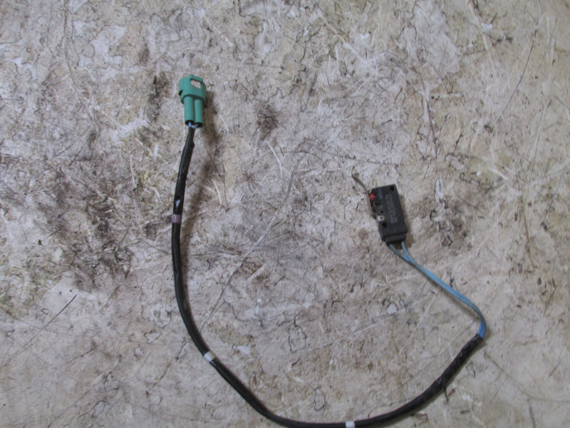 Suzuki DF140 140hp 4 Stroke Outboard Tilt limit Switch (37722-93J11)