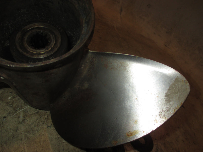 Evinrude 90hp 2 Stroke outboard stainless propellor (389948-13 3/8x17)