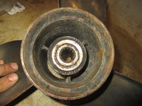 Load image into Gallery viewer, Evinrude 90hp 2 Stroke outboard stainless propellor (389948-13 3/8x17)
