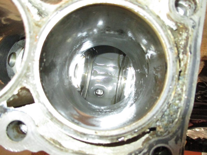 Suzuki DF50 50hp outboard crankcase block