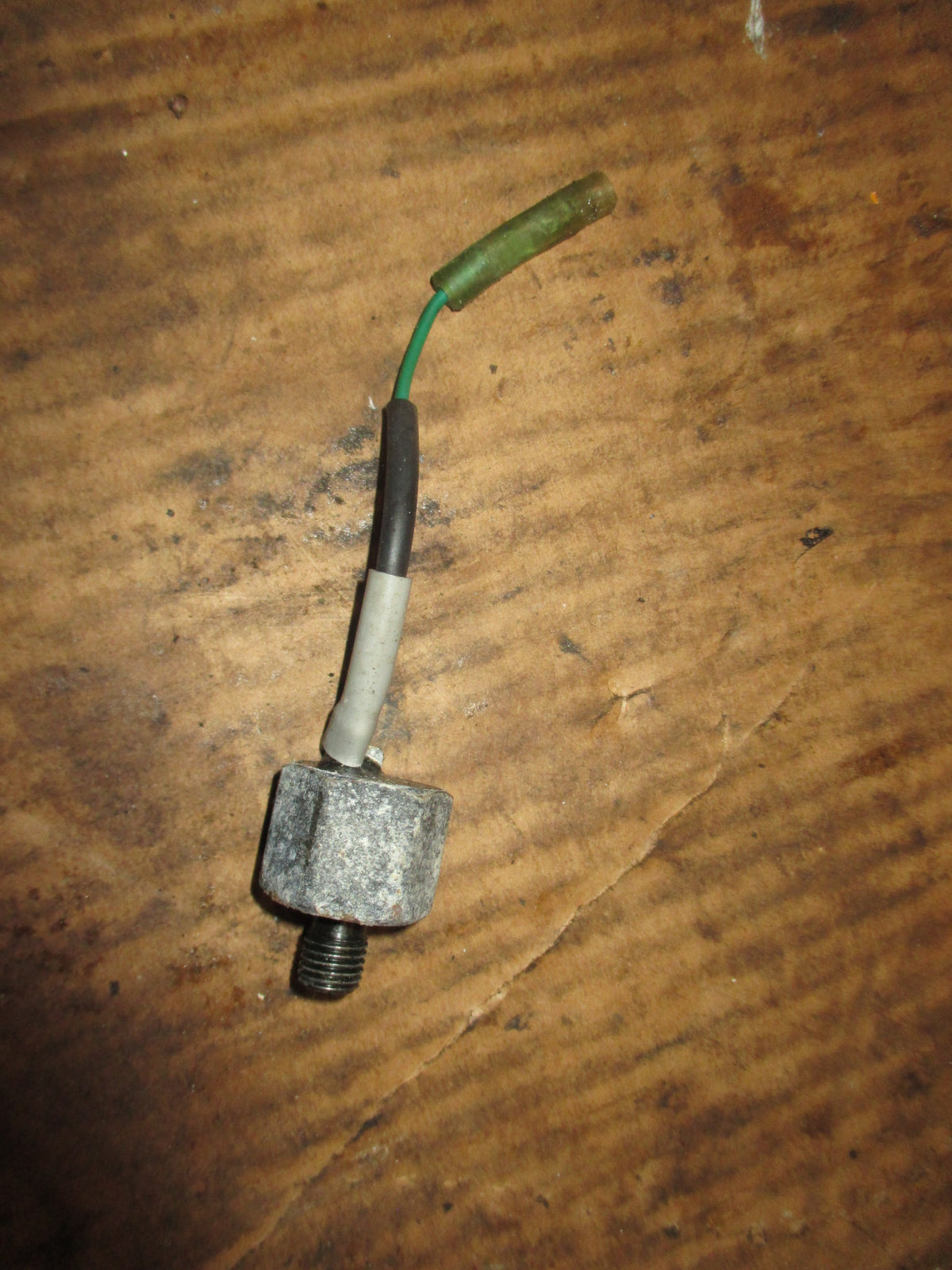 Yamaha 250hp OX66 2 stroke outboard knock sensor (61A-85780-00)