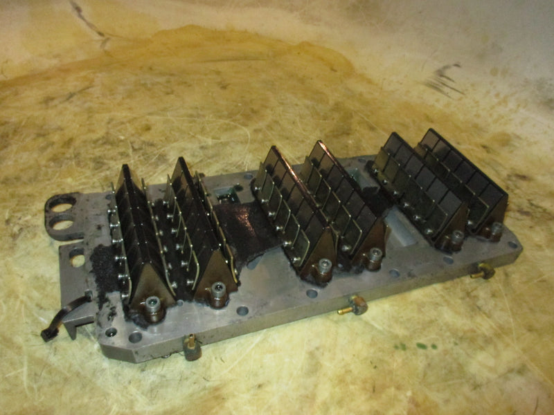 Mercury optimax 225hp 2 stroke outboard manifold and reeds