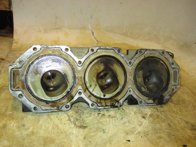 Mercury optimax 225hp 2 stroke outboard port cylinder head