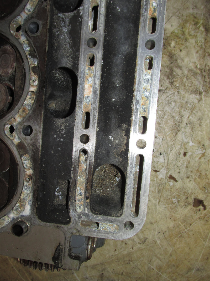 Suzuki DF140 140hp 4 Stroke Outboard Cylinder Head (PARTS)