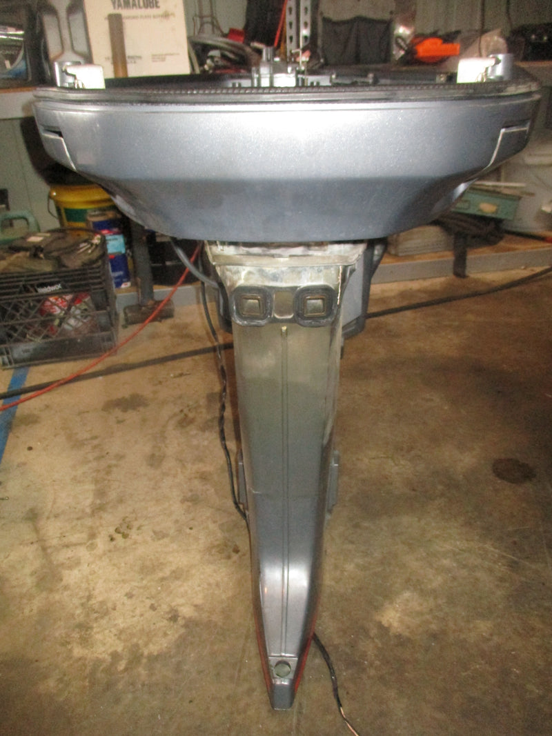 Yamaha HPDI 200hp 2 stroke outboard 25" shaft mid section
