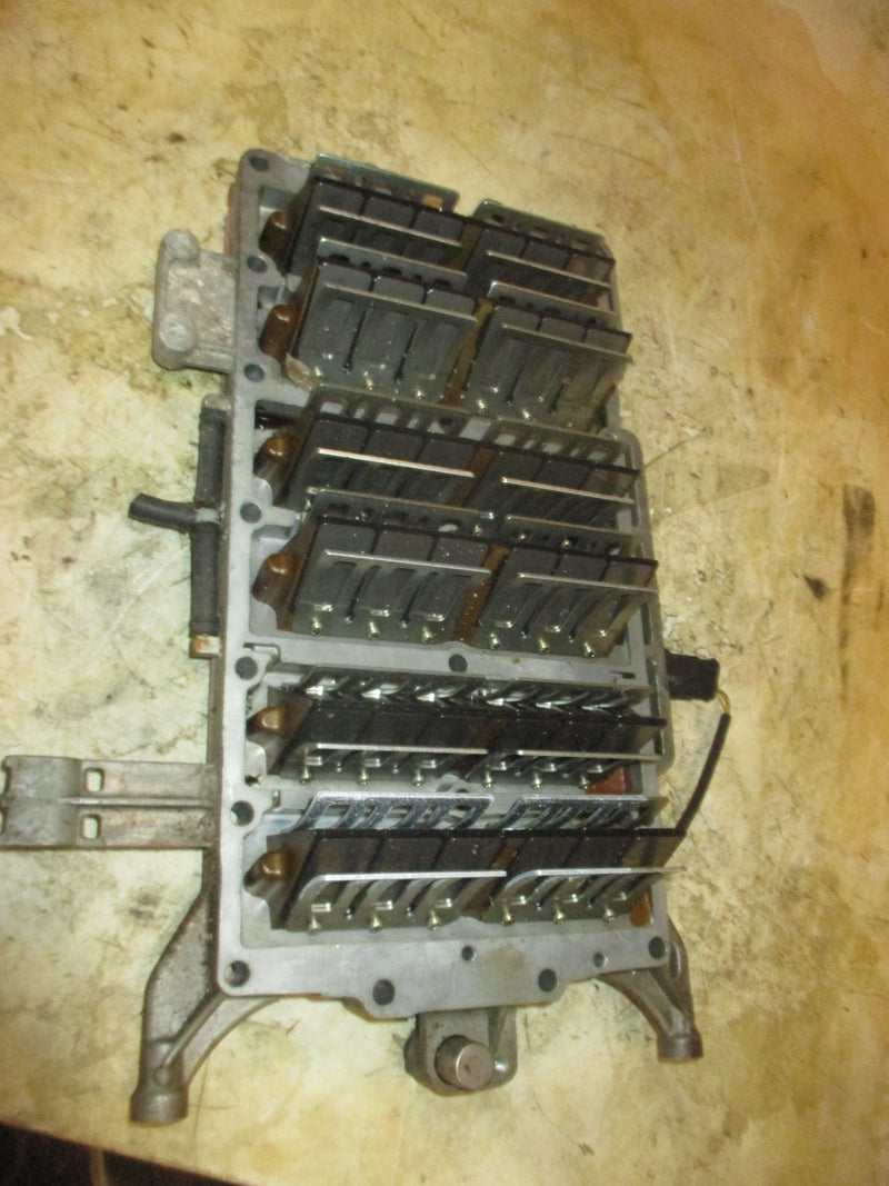 Evinrude ETech 200hp 2 Stroke Outboard Intake Manifold and Reeds (5006208)