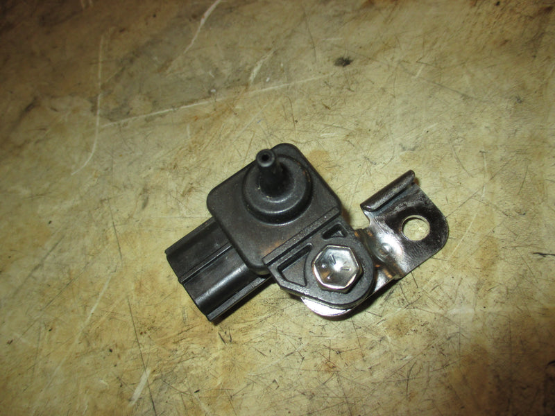 Suzuki DF50 50hp 4 stroke outboard map sensor (18590-80C40)