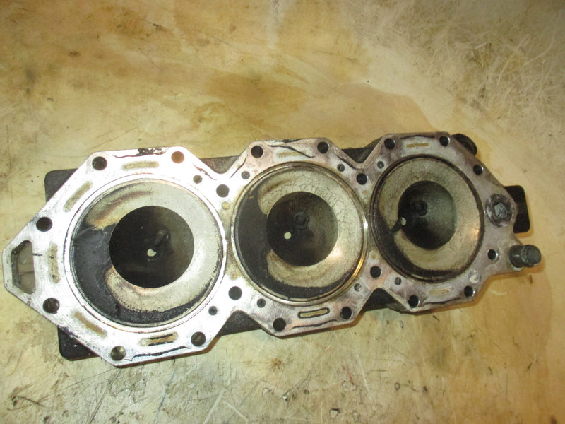 Evinrude ETech 200hp 2 Stroke Outboard Starboard Cylinder Head (352179)