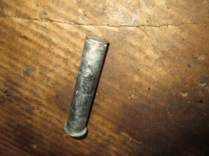 Yamaha 250hp OX66 2 stroke outboard upper trim pin (6E5-43126-02)
